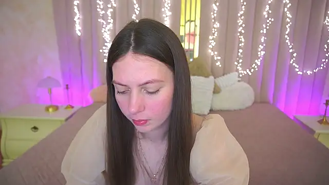Snapshot of BabyLumi chatting on April 2026 12:56:01 PM BabyLumi online show from April 2026 12:56:01 PM