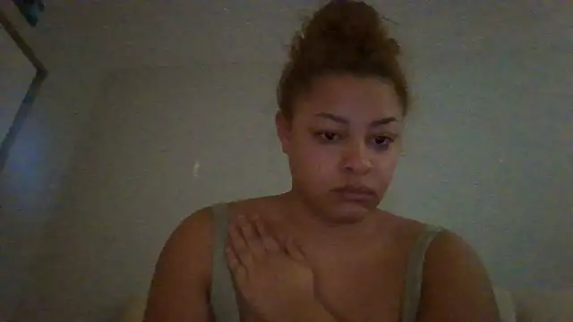 Snapshot of madzbailey chatting on May 2026 11:52:02 AM madzbailey online show from May 2026 11:52:02 AM