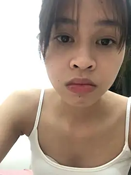 Snapshot of Yenlisu3Zie chatting on April 2026 01:01:02 PM Yenlisu3Zie online show from April 2026 01:01:02 PM