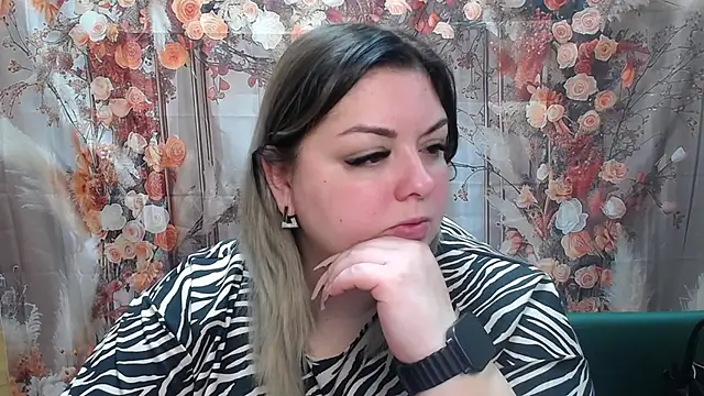 AdelinaMaster online show from May 2026 04:56:02 PM
