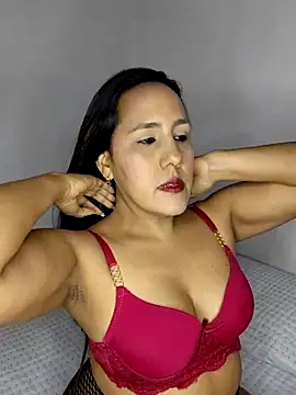 Snapshot of Paulina_06 chatting on May 2026 07:34:01 PM Paulina 06 online show from May 2026 07:34:01 PM