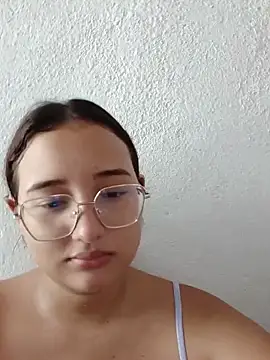 Snapshot of naughty_girl_hot_ chatting on May 2026 03:50:01 PM naughty girl hot online show from May 2026 03:50:01 PM