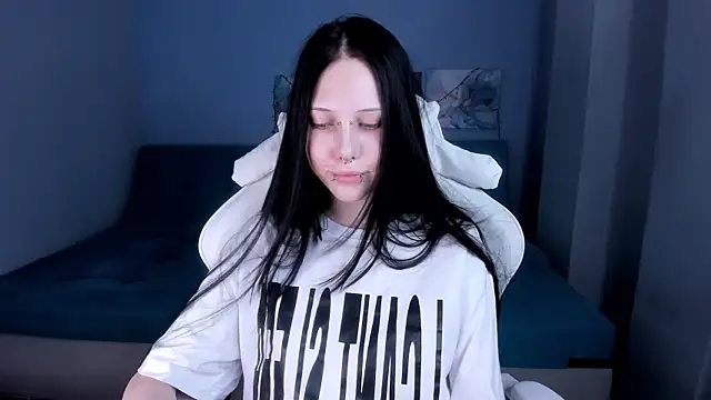 SugarBunny18 online show from July 2026 04:19:01 AM