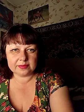 AuroKaria online show from April 2026 05:43:01 PM
