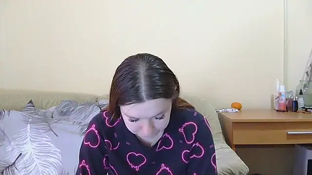 Snapshot of JessicaHolland1 chatting on April 2026 06:07:02 AM JessicaHolland1 online show from April 2026 06:07:02 AM