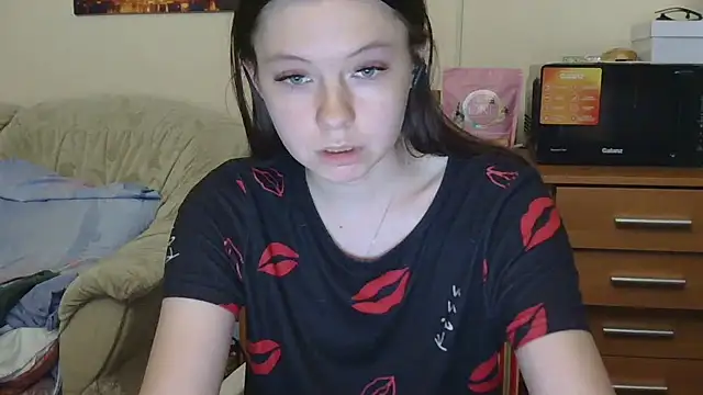 Snapshot of JessicaHolland1 chatting on May 2026 06:09:01 PM JessicaHolland1 online show from May 2026 06:09:01 PM