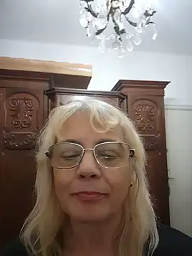 MatureElegantWidow online show from June 2026 09:17:01 PM