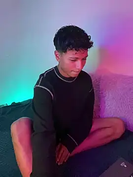 ETTE MOON online show from April 2026 04:17:01 AM