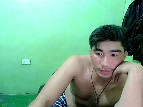 Snapshot of Hunkfireman chatting on May 2026 11:26:01 AM Hunkfireman online show from May 2026 11:26:01 AM
