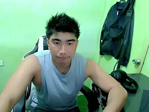 Snapshot of Hunkfireman chatting on May 2026 12:49:01 AM Hunkfireman online show from May 2026 12:49:01 AM