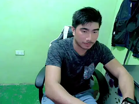 Snapshot of Hunkfireman chatting on June 2026 12:38:01 AM Hunkfireman online show from June 2026 12:38:01 AM