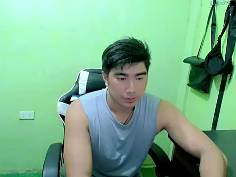 Snapshot of Hunkfireman chatting on June 2026 12:42:01 AM Hunkfireman online show from June 2026 12:42:01 AM