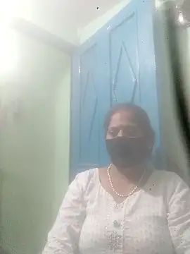 Snapshot of SEEMA_012 chatting on April 2026 07:36:02 AM SEEMA 012 online show from April 2026 07:36:02 AM