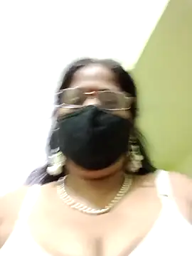 Snapshot of SEEMA_012 chatting on April 2026 07:00:01 AM SEEMA 012 online show from April 2026 07:00:01 AM