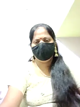Snapshot of SEEMA_012 chatting on May 2026 05:35:02 AM SEEMA 012 online show from May 2026 05:35:02 AM