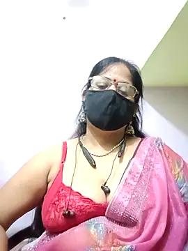 Snapshot of SEEMA_012 chatting on May 2026 10:36:01 AM SEEMA 012 online show from May 2026 10:36:01 AM