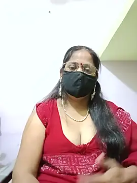Snapshot of SEEMA_012 chatting on May 2026 02:05:02 AM SEEMA 012 online show from May 2026 02:05:02 AM