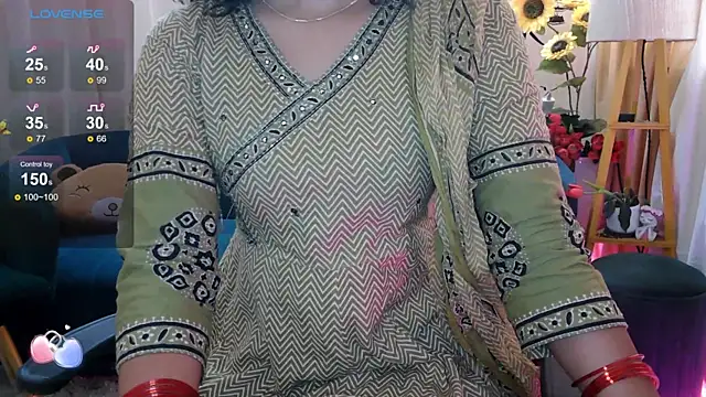 Snapshot of apsara_tanu chatting on April 2026 04:41:01 AM apsara tanu online show from April 2026 04:41:01 AM