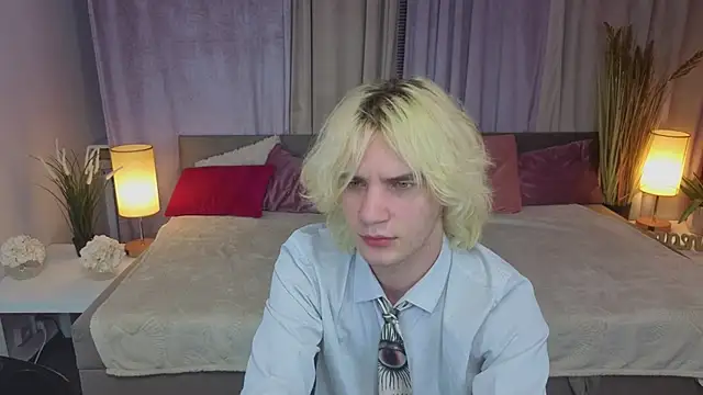 JameMilann online show from May 2026 08:26:01 PM