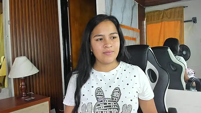 AprilMiiller online show from May 2026 01:09:02 PM