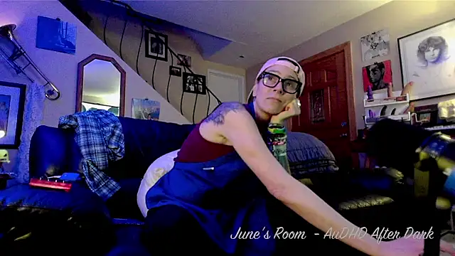 Snapshot of juneafterhours chatting on April 2026 03:11:01 AM juneafterhours online show from April 2026 03:11:01 AM