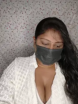 Romantic Woman online show from July 2026 06:32:02 PM