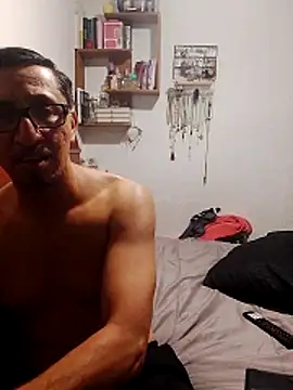 Snapshot of velvetblackcock chatting on June 2026 06:03:02 AM velvetblackcock online show from June 2026 06:03:02 AM