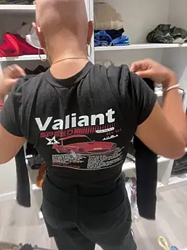 Snapshot of zensorial chatting on April 2026 09:26:02 PM zensorial online show from April 2026 09:26:02 PM