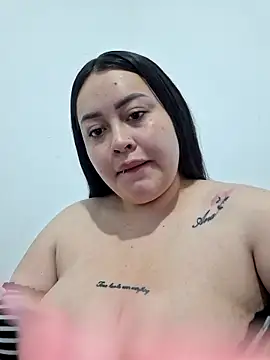 Snapshot of Stefiilove- chatting on April 2026 03:42:02 PM Stefiilove- online show from April 2026 03:42:02 PM