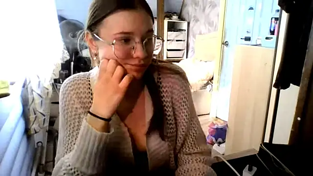 IdaMicari online show from April 2026 12:46:02 PM