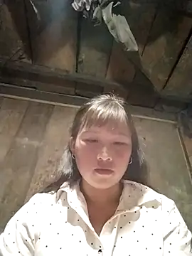 Snapshot of Yo-must chatting on April 2026 10:46:01 AM Yo-must online show from April 2026 10:46:01 AM