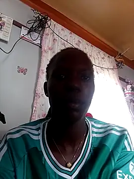 KLASSY77 online show from April 2026 11:14:02 AM