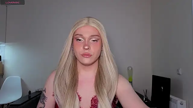 Alena dubai  online show from April 2026 03:13:01 PM