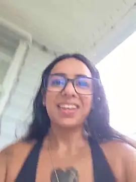 Snapshot of Controllercutie chatting on June 2026 04:00:02 PM Controllercutie online show from June 2026 04:00:02 PM
