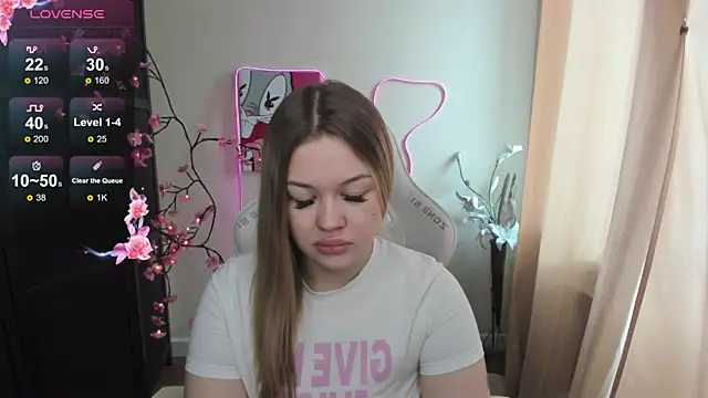 Snapshot of AmeliePeach chatting on May 2026 02:29:01 AM AmeliePeach online show from May 2026 02:29:01 AM