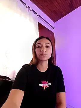 Snapshot of Leticia_Hinkley_ chatting on May 2026 12:54:02 PM Leticia Hinkley online show from May 2026 12:54:02 PM