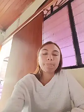 Snapshot of Leticia_Hinkley_ chatting on May 2026 01:26:01 PM Leticia Hinkley online show from May 2026 01:26:01 PM