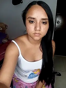 Snapshot of Valentina_Narvaez chatting on April 2026 07:23:01 PM Valentina Narvaez online show from April 2026 07:23:01 PM
