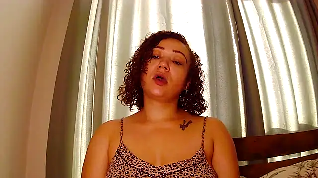 Snapshot of Theone_T chatting on June 2026 06:56:01 AM Theone T online show from June 2026 06:56:01 AM