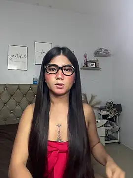 Snapshot of JassmineLove chatting on April 2026 08:09:02 PM JassmineLove online show from April 2026 08:09:02 PM