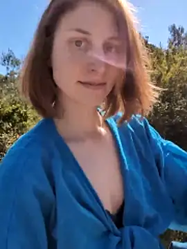 Snapshot of Julialexxxx chatting on April 2026 08:55:01 AM Julialexxxx online show from April 2026 08:55:01 AM