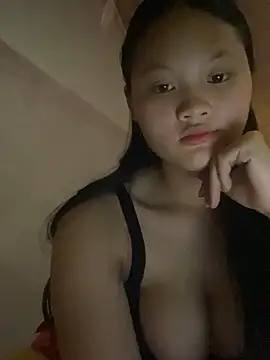 Snapshot of __Sunflower__ chatting on May 2026 02:33:02 PM Sunflower online show from May 2026 02:33:02 PM