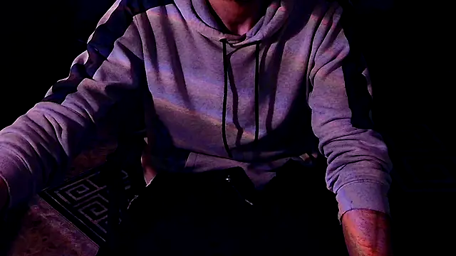 Snapshot of JuicyOnee chatting on April 2026 03:04:02 AM JuicyOnee online show from April 2026 03:04:02 AM