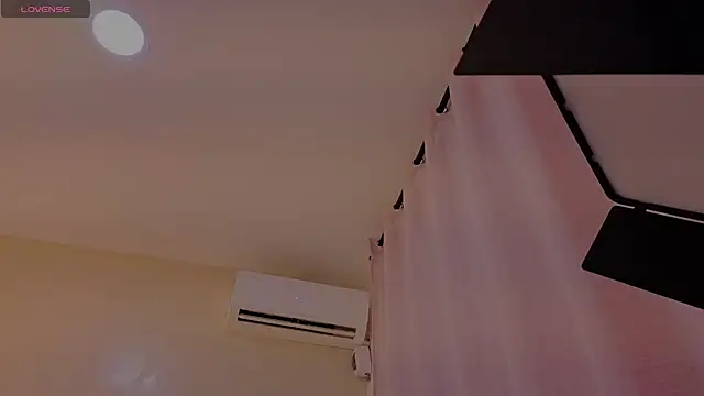 sweetkimmie  online show from April 2026 11:16:02 AM