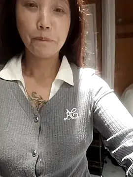 yang6991 online show from April 2026 06:28:01 AM