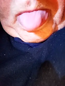 lickboy40 online show from May 2026 09:00:02 PM