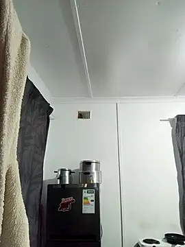 SunKissedDoll online show from April 2026 04:37:01 AM