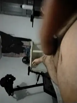 Yovanymartinez online show from April 2026 04:35:01 AM