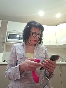 Snapshot of LaliaMia chatting on February 2026 04:16:02 AM LaliaMia online show from February 2026 04:16:02 AM