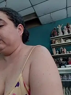Snapshot of Golositadeamor chatting on April 2026 08:15:01 PM Golositadeamor online show from April 2026 08:15:01 PM